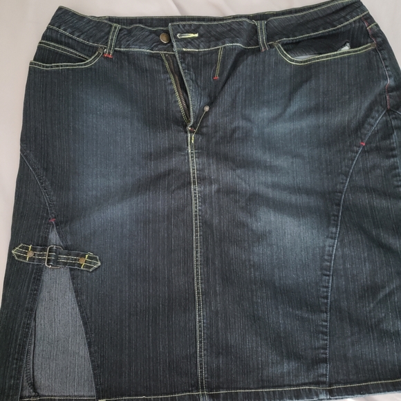 Penningtons MXM Jean Skirt - Picture 1 of 2